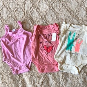 Lot of 3 Gap baby girl onesies.